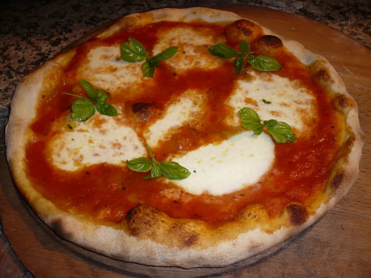 Pizza food typical of Pizza Max
